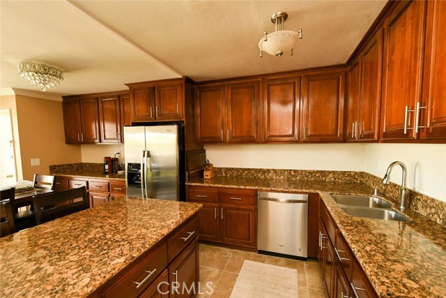 Kitchen showing ample counterspace