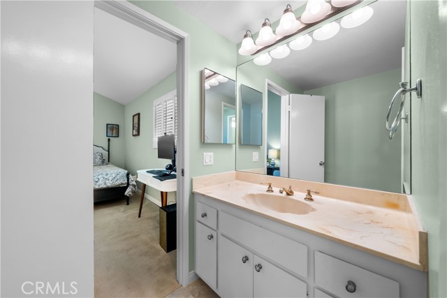 2510 Voorhees Avenue, Redondo Beach, California 90278, 2 Bedrooms Bedrooms, ,1 BathroomBathrooms,Residential,Sold,Voorhees,SB21140312