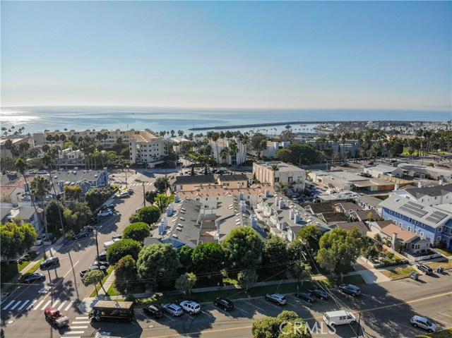 317 Emerald Street, Redondo Beach, California 90277, 2 Bedrooms Bedrooms, ,2 BathroomsBathrooms,Residential,Sold,Emerald,SB20221825