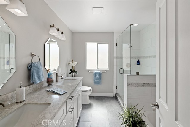 Bathroom 2 updated in casual colors