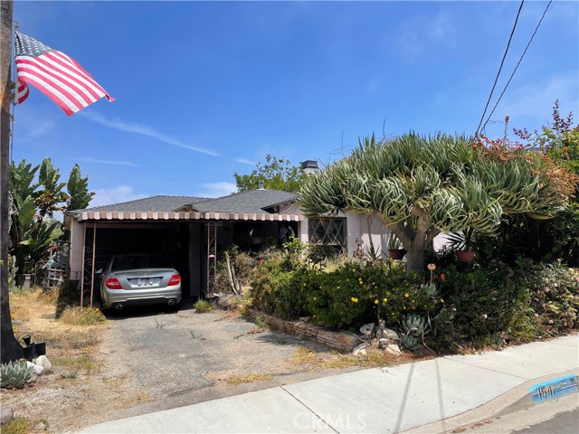 1541 Voorhees Avenue, Manhattan Beach, California 90266, 2 Bedrooms Bedrooms, ,1 BathroomBathrooms,Residential,Sold,Voorhees,SB21184322