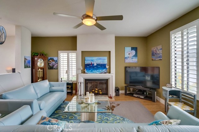 710 Beryl Street, Redondo Beach, California 90277, 3 Bedrooms Bedrooms, ,3 BathroomsBathrooms,Residential,Sold,Beryl,SB20099707