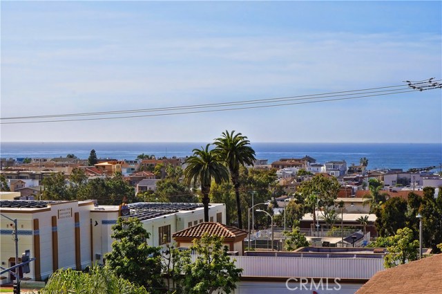 826 15th Street, Hermosa Beach, California 90254, 4 Bedrooms Bedrooms, ,3 BathroomsBathrooms,Residential,Sold,15th,SB19018013