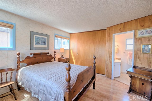 1142 23rd Street, Manhattan Beach, California 90266, 3 Bedrooms Bedrooms, ,1 BathroomBathrooms,Residential,Sold,23rd,SB18096714