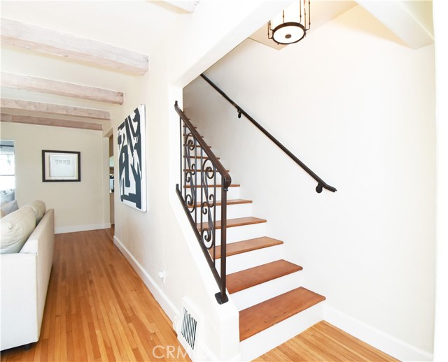 559 Avenue A, Redondo Beach, California 90277, 4 Bedrooms Bedrooms, ,2 BathroomsBathrooms,Residential,Sold,Avenue A,PV21028743