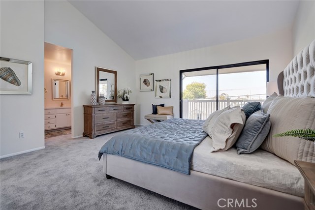 1916 Rockefeller Lane, Redondo Beach, California 90278, 3 Bedrooms Bedrooms, ,2 BathroomsBathrooms,Residential,Sold,Rockefeller,SB20073261