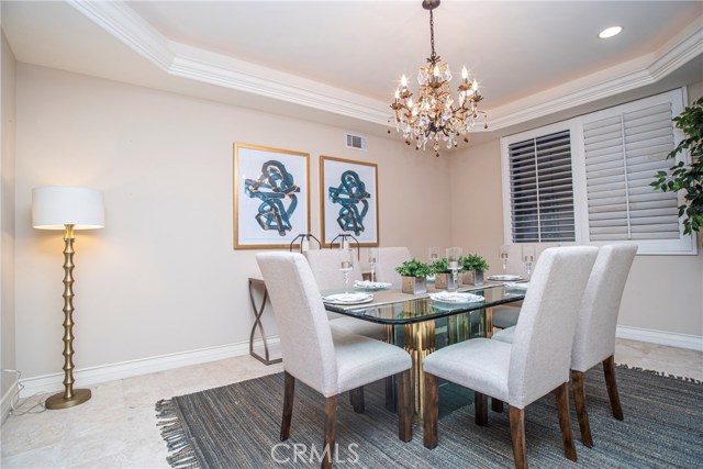 over sized dining room... stretch the table out for thanksgiving and still be in the dining room!