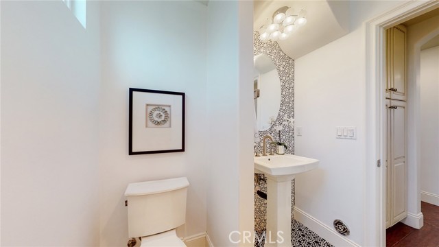 1905 Speyer Lane, Redondo Beach, California 90278, 4 Bedrooms Bedrooms, ,4 BathroomsBathrooms,Residential,Sold,Speyer,WS21040158