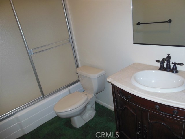 Central Bathroom