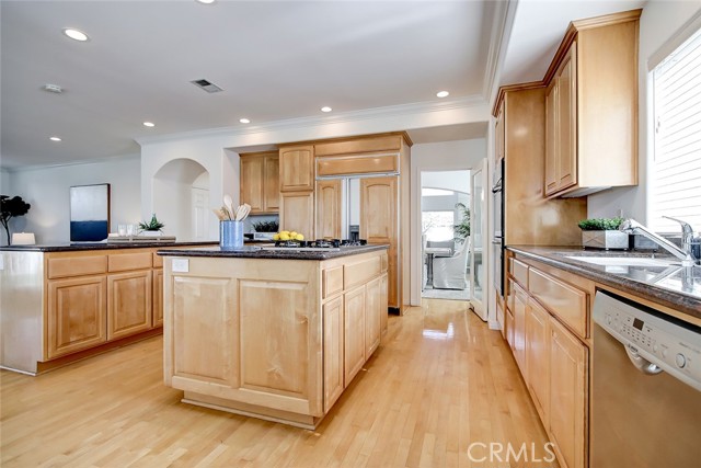 1805 Lynngrove Drive, Manhattan Beach, California 90266, 5 Bedrooms Bedrooms, ,3 BathroomsBathrooms,Residential,Sold,Lynngrove,SB21026495
