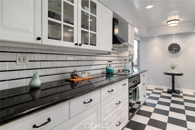 1 Bed Home for Sale in Los Angeles, California