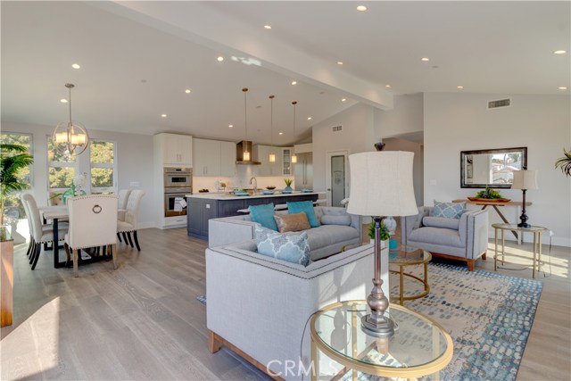 1401 Corona Street, Hermosa Beach, California 90254, 4 Bedrooms Bedrooms, ,3 BathroomsBathrooms,Residential,Sold,Corona,SB20015755
