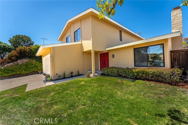 This home is a beautiful 1966 California mid-century design, and it shows.