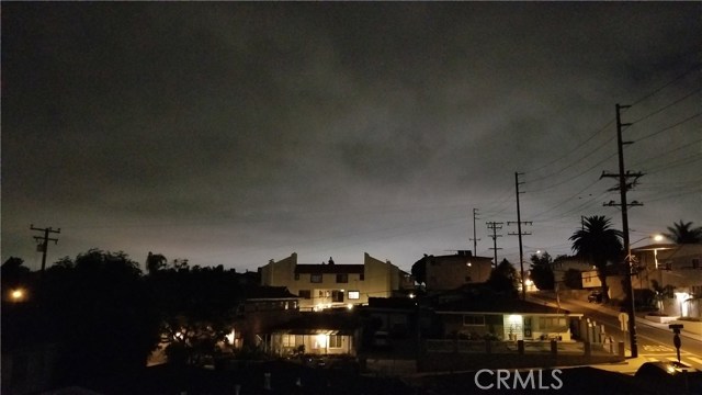 1707 Flagler Lane, Redondo Beach, California 90278, 3 Bedrooms Bedrooms, ,1 BathroomBathrooms,Residential,Sold,Flagler,SB20176363