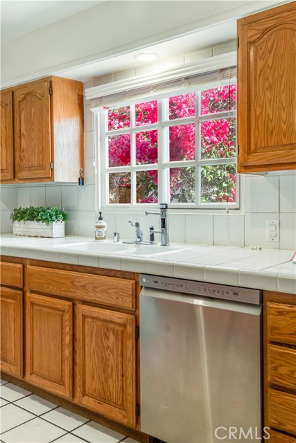 2004 Faymont Avenue, Manhattan Beach, California 90266, 3 Bedrooms Bedrooms, ,2 BathroomsBathrooms,Residential,Sold,Faymont,SB19117779