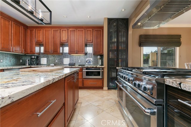 double oven plus warming drawer & pantry