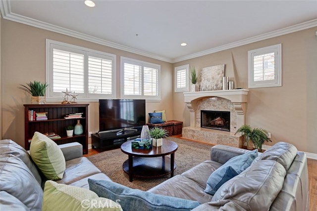 2004 Gates Avenue, Redondo Beach, California 90278, 4 Bedrooms Bedrooms, ,2 BathroomsBathrooms,Residential,Sold,Gates,SB18097486