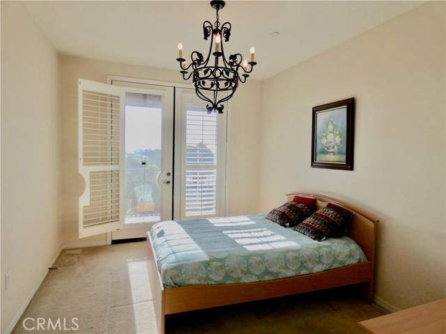 2001 Artesia Boulevard, Redondo Beach, California 90278, 2 Bedrooms Bedrooms, ,1 BathroomBathrooms,Residential,Sold,Artesia,SB20065471