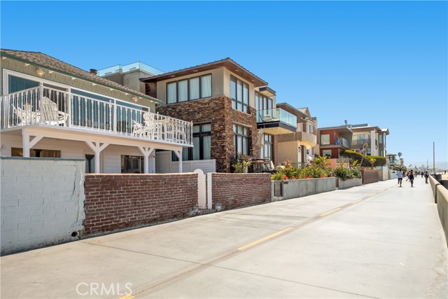 3007 The Strand, Hermosa Beach, California 90254, 4 Bedrooms Bedrooms, ,3 BathroomsBathrooms,Residential,Sold,The Strand,SB21070884