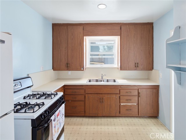 2 Bed Home for Sale in El Segundo, California