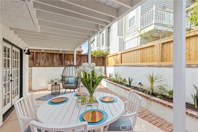 2206 Prospect Avenue, Hermosa Beach, California 90254, 3 Bedrooms Bedrooms, ,1 BathroomBathrooms,Residential,Sold,Prospect Avenue,SB21075843