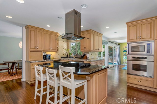 11 Cerrito Place, Rolling Hills Estates, California 90274, 3 Bedrooms Bedrooms, ,2 BathroomsBathrooms,Residential,Sold,Cerrito,SB21054660