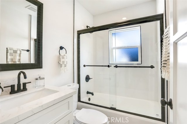 3022 Dow Avenue, Redondo Beach, California 90278, 3 Bedrooms Bedrooms, ,1 BathroomBathrooms,Residential,Sold,Dow,OC20229202