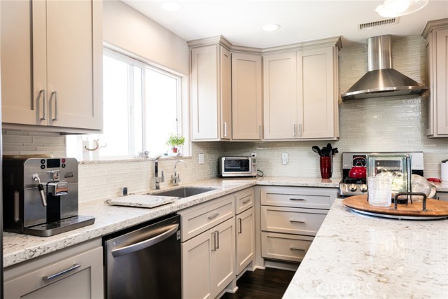 1904 Slauson Lane, Redondo Beach, California 90278, 3 Bedrooms Bedrooms, ,2 BathroomsBathrooms,Residential,Sold,Slauson,SB19197433