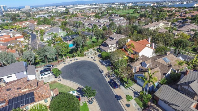 3 Cambridge, Manhattan Beach, California 90266, 4 Bedrooms Bedrooms, ,2 BathroomsBathrooms,Residential,Sold,Cambridge,PW18003520