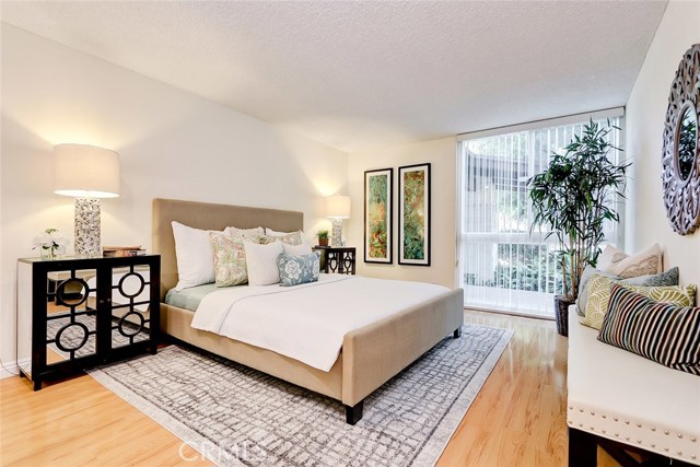 1 Bed Home for Sale in Culver City, California