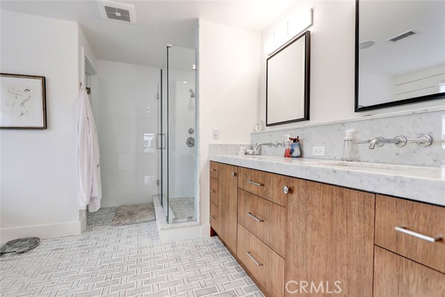 436 27th Street, Manhattan Beach, California 90266, 4 Bedrooms Bedrooms, ,4 BathroomsBathrooms,Residential,Sold,27th,SB20086504