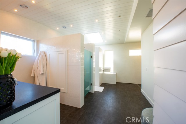 1307 Curtis Avenue, Manhattan Beach, California 90266, 4 Bedrooms Bedrooms, ,1 BathroomBathrooms,Residential,Sold,Curtis,SB19048440