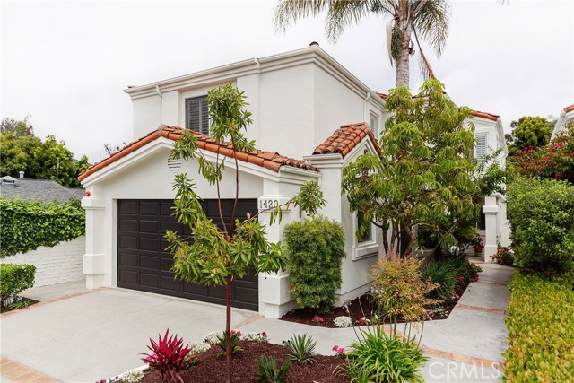 1420 Pine Avenue, Manhattan Beach, California 90266, 4 Bedrooms Bedrooms, ,2 BathroomsBathrooms,Residential,Sold,Pine,SB20094323