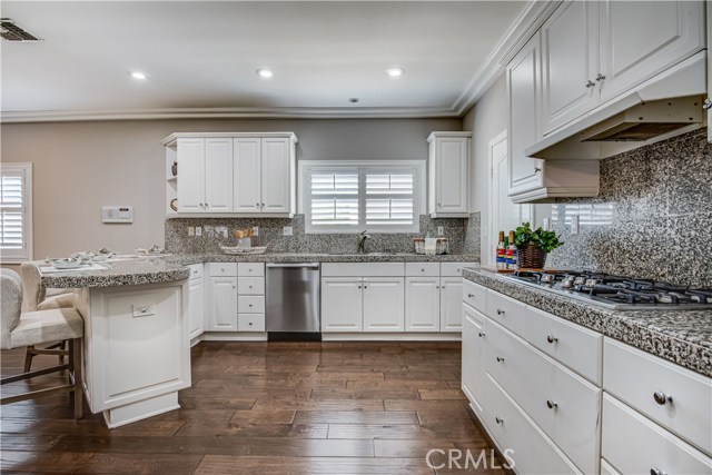 2106 Huntington Lane, Redondo Beach, California 90278, 4 Bedrooms Bedrooms, ,2 BathroomsBathrooms,Residential,Sold,Huntington,SB20210061