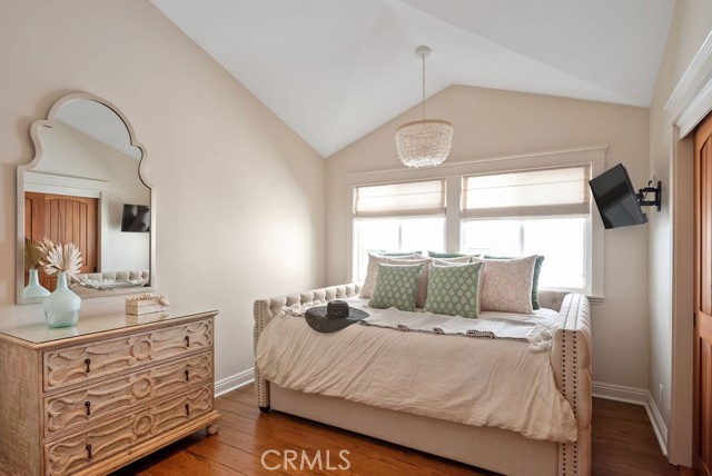 1724 Walnut Avenue, Manhattan Beach, California 90266, 4 Bedrooms Bedrooms, ,3 BathroomsBathrooms,Residential,Sold,Walnut,SB21065266