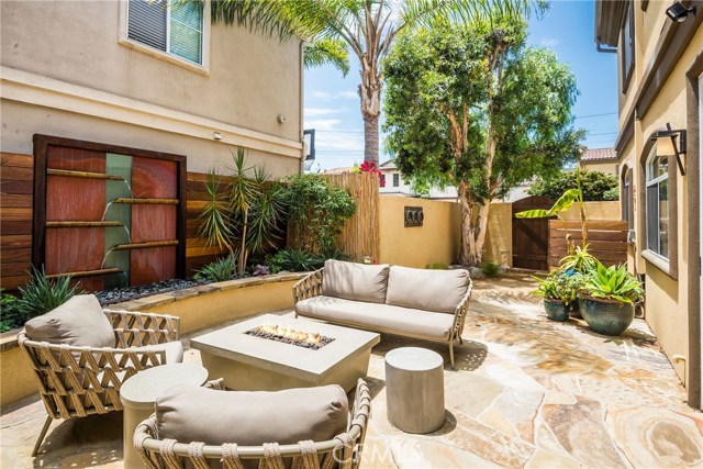 2400 Harriman Lane, Redondo Beach, California 90278, 4 Bedrooms Bedrooms, ,2 BathroomsBathrooms,Residential,Sold,Harriman,SB18170065