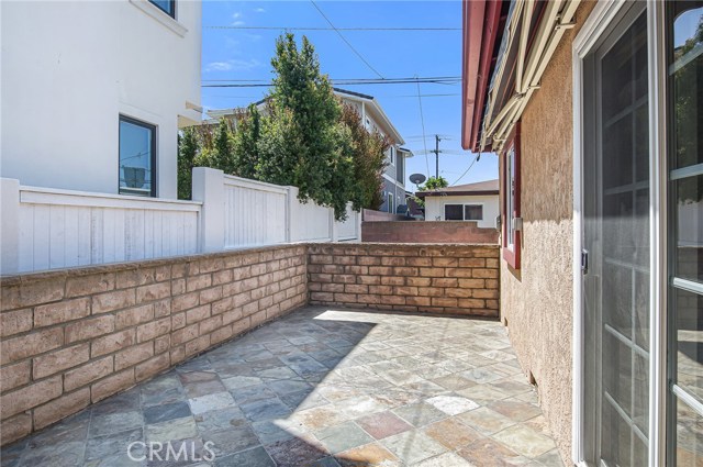 2414 Robinson Street, Redondo Beach, California 90278, 5 Bedrooms Bedrooms, ,1 BathroomBathrooms,Residential,Sold,Robinson,SB20153648