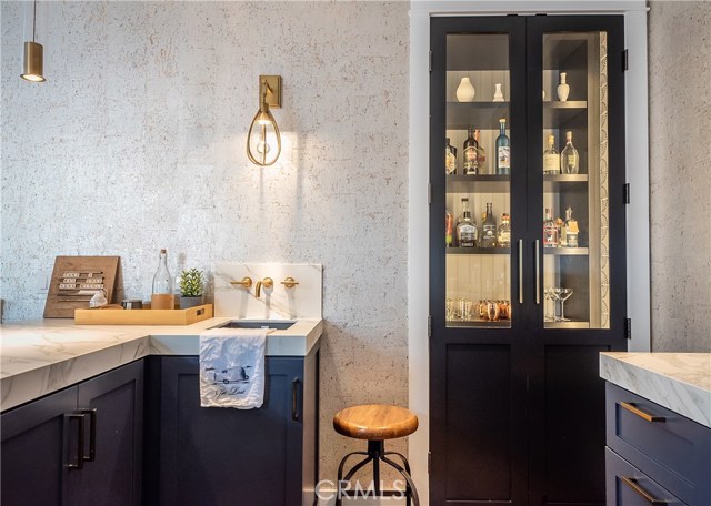 724 29th Street, Manhattan Beach, California 90266, 4 Bedrooms Bedrooms, ,3 BathroomsBathrooms,Residential,Sold,29th,SB19279046