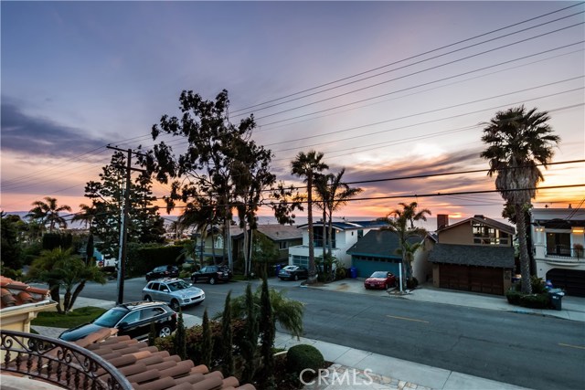 218 Dianthus Street, Manhattan Beach, California 90266, 4 Bedrooms Bedrooms, ,2 BathroomsBathrooms,Residential,Sold,Dianthus,SB18052356