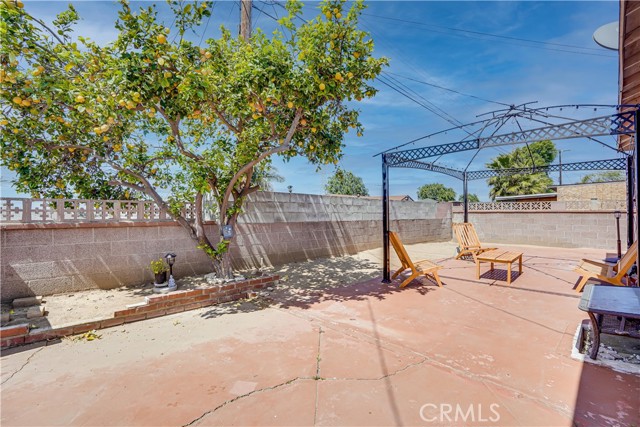 3 Bed Home for Sale in Compton, California
