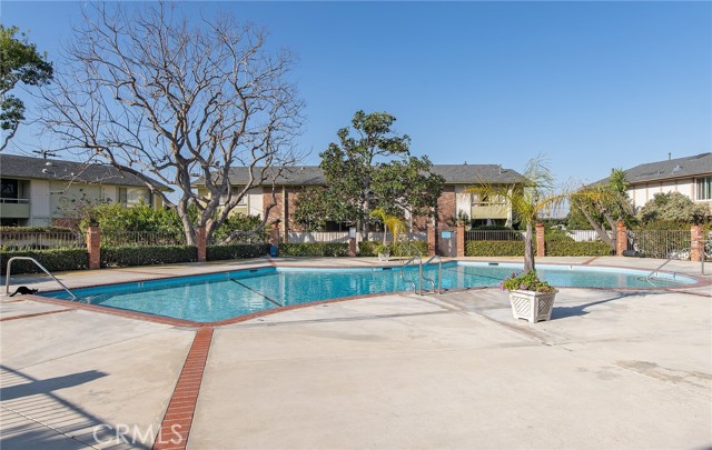 2 Bed Home for Sale in Culver City, California