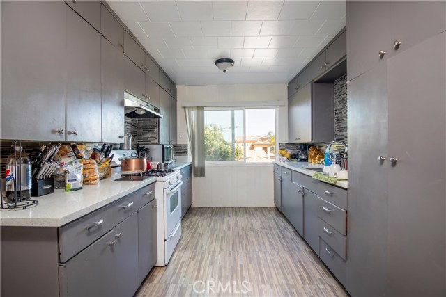 2405 Fisk Lane, Redondo Beach, California 90278, 6 Bedrooms Bedrooms, ,4 BathroomsBathrooms,Residential,Sold,Fisk,SB19094304 2405 Fisk Lane, Redondo Beach, California 90278, 6 Bedrooms Bedrooms, ,4 BathroomsBathrooms,Residential,Sold,Fisk,SB19094304