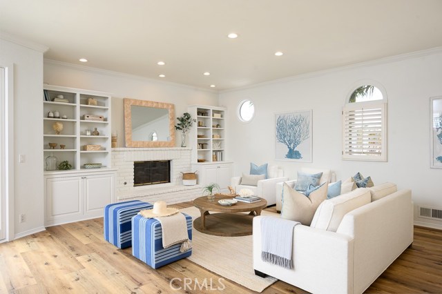 421 Highland Avenue, Manhattan Beach, California 90266, 3 Bedrooms Bedrooms, ,3 BathroomsBathrooms,Residential,Sold,Highland,SB20082553