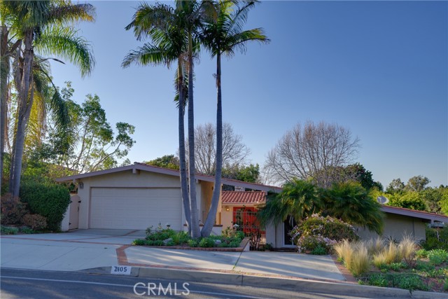 2105 Via Estudillo, Palos Verdes Estates, California 90274, 4 Bedrooms Bedrooms, ,2 BathroomsBathrooms,Residential,Sold,Via Estudillo,PV21049061