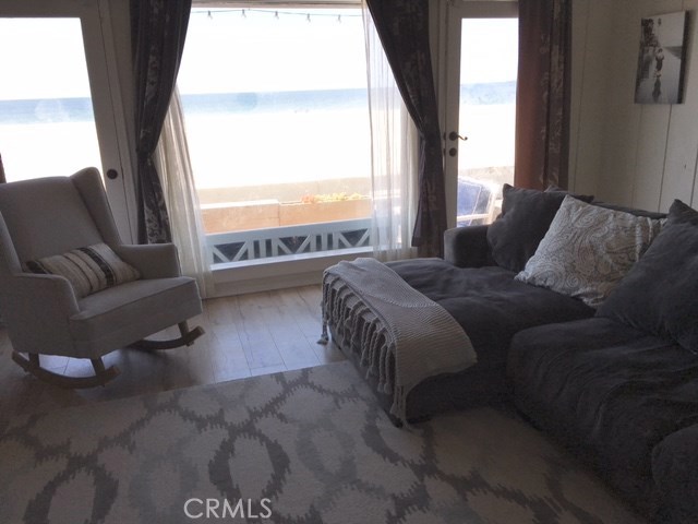 3411 The Strand, Hermosa Beach, California 90254, 8 Bedrooms Bedrooms, ,4 BathroomsBathrooms,Residential,Sold,The Strand,SB18157484