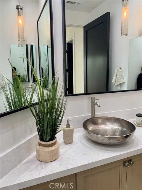 28926 Indian Valley Road, Rancho Palos Verdes, California 90275, 4 Bedrooms Bedrooms, ,3 BathroomsBathrooms,Residential,Sold,Indian Valley,PV20176146