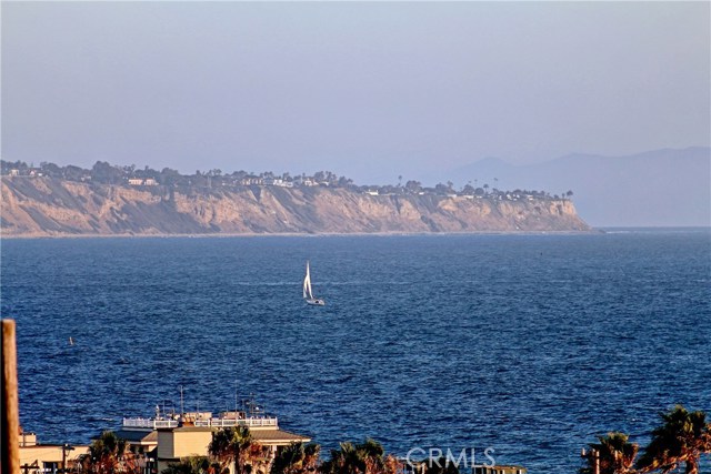 1955 Monterey Boulevard, Hermosa Beach, California 90254, 4 Bedrooms Bedrooms, ,2 BathroomsBathrooms,Residential,Sold,Monterey,SB18111119