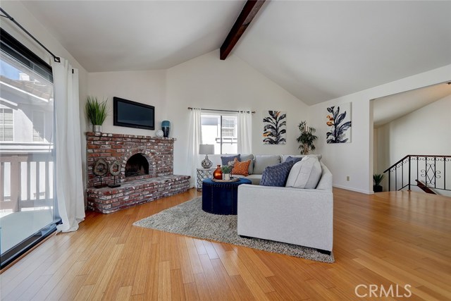 2513 Voorhees Avenue, Redondo Beach, California 90278, 2 Bedrooms Bedrooms, ,2 BathroomsBathrooms,Residential,Sold,Voorhees,SB18186536