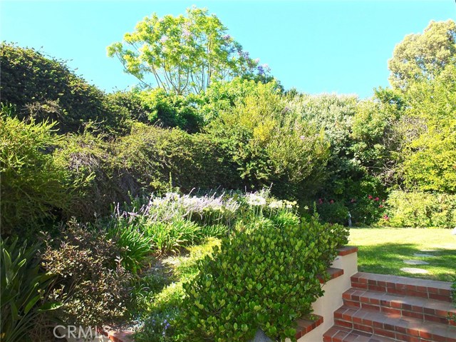 5649 Whitecliff Drive, Rancho Palos Verdes, California 90275, 4 Bedrooms Bedrooms, ,3 BathroomsBathrooms,Residential,Sold,Whitecliff,PV17219760