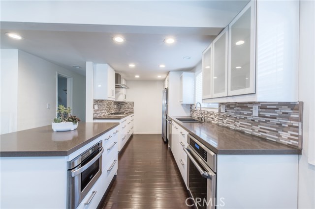1635 Goodman Avenue, Redondo Beach, California 90278, 3 Bedrooms Bedrooms, ,2 BathroomsBathrooms,Residential,Sold,Goodman,SB19088216